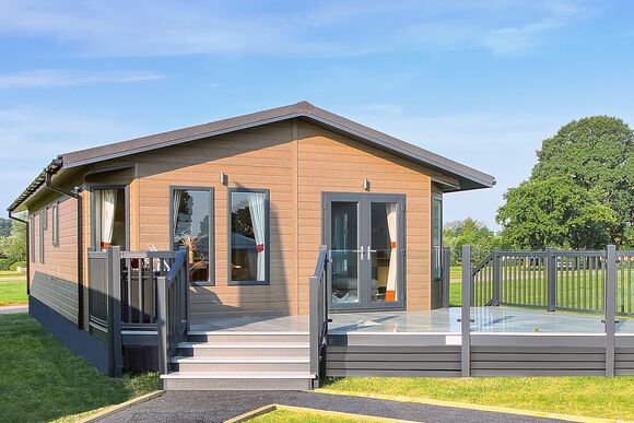 Polzeath Lodge - Atlantic Bays Holiday Park, Padstow