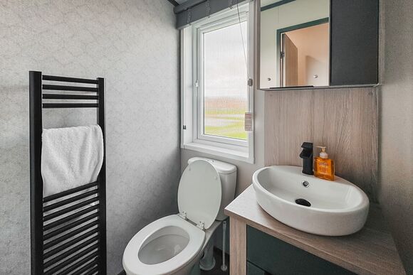 Victory Lodge - Atlantic Bays Holiday Park, Padstow