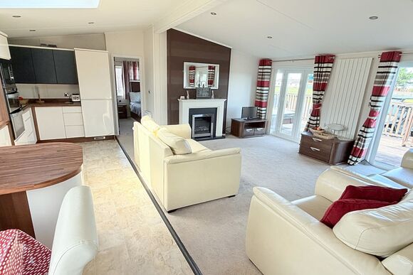 4 Poppy Lodge - Atlantic Bays Holiday Park, Padstow