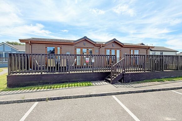 4 Poppy Lodge - Atlantic Bays Holiday Park, Padstow