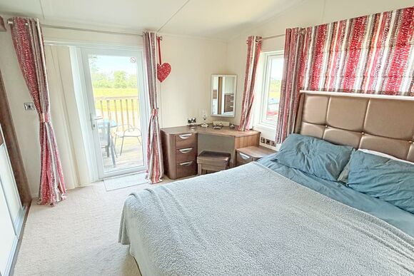 4 Poppy Lodge - Atlantic Bays Holiday Park, Padstow
