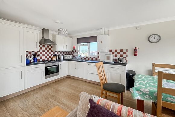 12C St Merryn Lodge - Atlantic Bays Holiday Park, Padstow