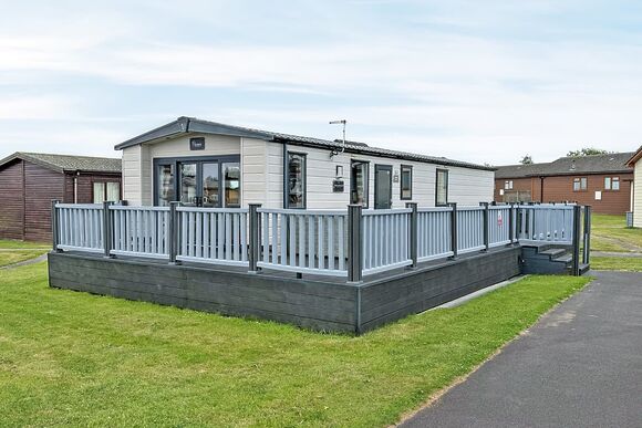 38 Amaryllis - Atlantic Bays Holiday Park, Padstow