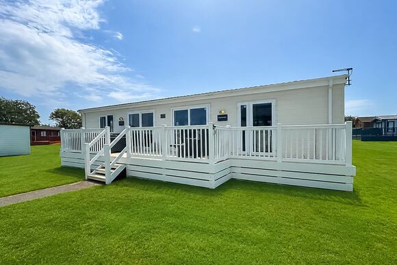 40 Foxglove Lodge - Atlantic Bays Holiday Park, Padstow