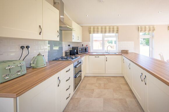 Athelington Hall Farm Lodges