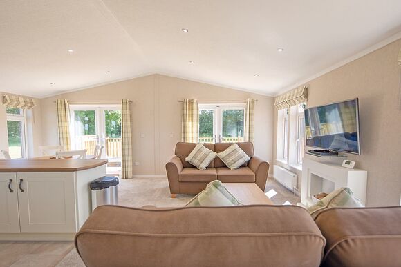 Athelington Hall Farm Lodges