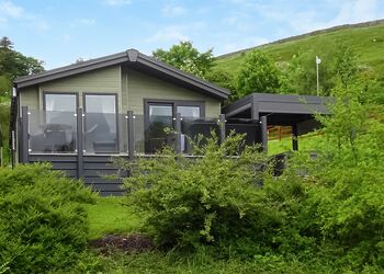 The Cypress3 Bed Hot Tub Lodge - Augill Beck Holiday Park, Kirkby Stephen
