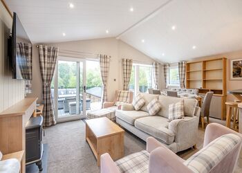 The Cypress3 Bed Hot Tub Lodge - Augill Beck Holiday Park, Kirkby Stephen