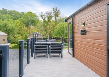 Chestnut Lodge &ndash; 2 Bed Hot Tub - Augill Beck Holiday Park, Kirkby Stephen