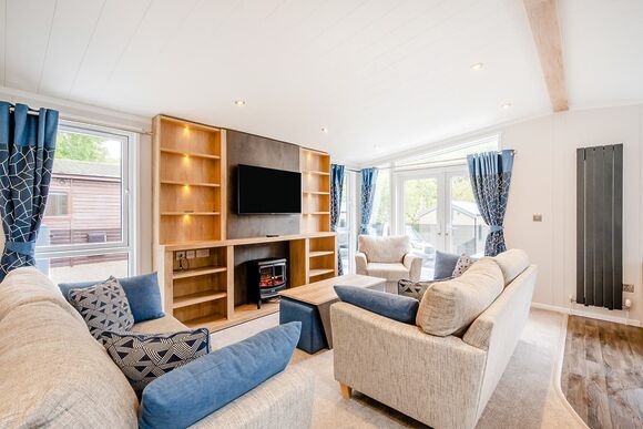 Chestnut Lodge &ndash; 2 Bed Hot Tub - Augill Beck Holiday Park, Kirkby Stephen