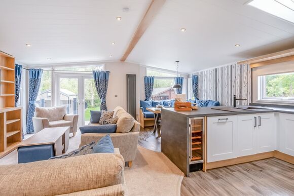 Chestnut Lodge &ndash; 2 Bed Hot Tub - Augill Beck Holiday Park, Kirkby Stephen