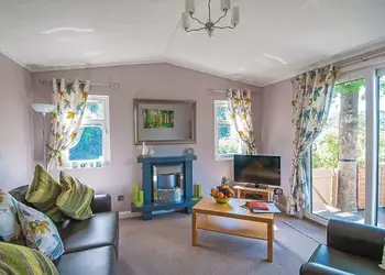 Ambleside Retreat - Avon Wood, Newby Bridge, Lake Windermere