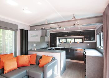 Gummers How Retreat - Avon Wood, Newby Bridge, Lake Windermere