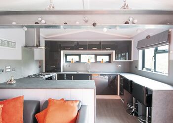 Gummers How Retreat - Avon Wood, Newby Bridge, Lake Windermere