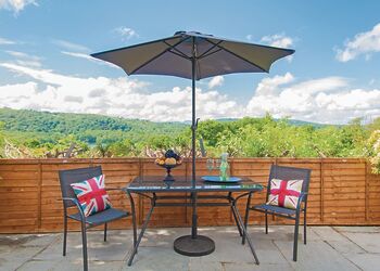 Ambleside Retreat - Avon Wood, Newby Bridge, Lake Windermere