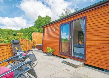 Ambleside Retreat - Avon Wood, Newby Bridge, Lake Windermere