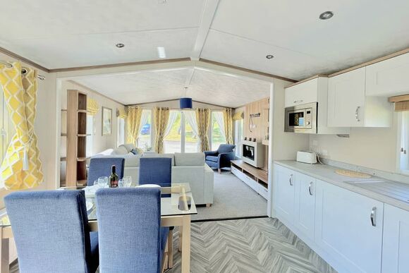 Superior 2 Bed - Badgers Retreat Holiday Park, Tunstall, Richmond