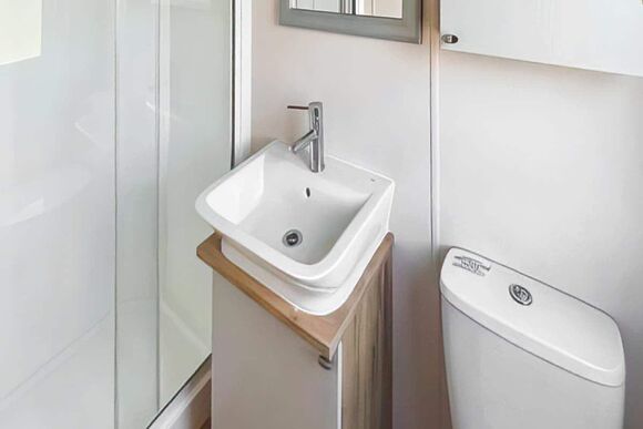 Superior 2 Bed - Badgers Retreat Holiday Park, Tunstall, Richmond
