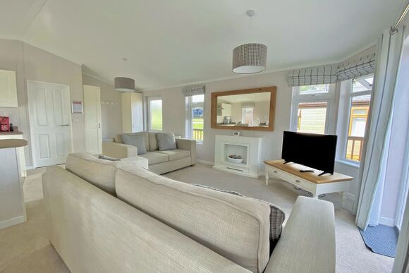 Deluxe 1 - Badgers Retreat Holiday Park, Tunstall, Richmond