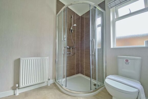 Deluxe 1 - Badgers Retreat Holiday Park, Tunstall, Richmond