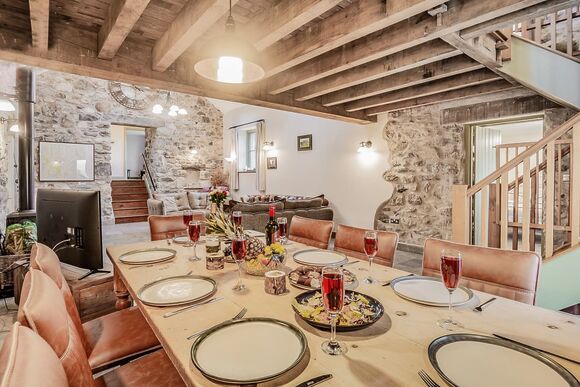 LLwyn Piod Barn - Bryn Caled Cottages, Bala, Gwynedd