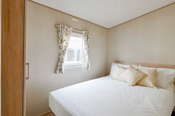 4 Berth Comfort Caravan Pet - Barmouth Bay Holiday Park, Tal-Y-Bont, Gwynedd