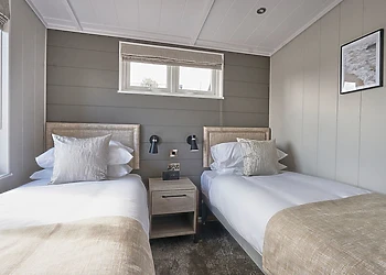 Milk Wood Lodge 3 Spa 