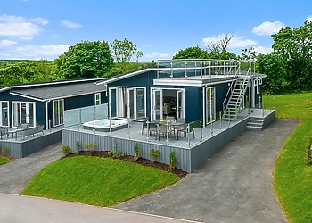 Sonnet Lodge 3 Spa (Pet) 