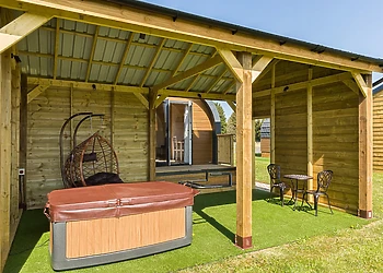 Birch Luxury Pod 