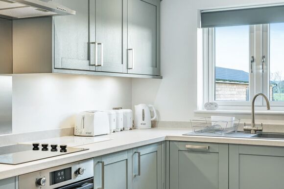 Willow Deluxe Pod - Bowbrook Lodges, Pershore