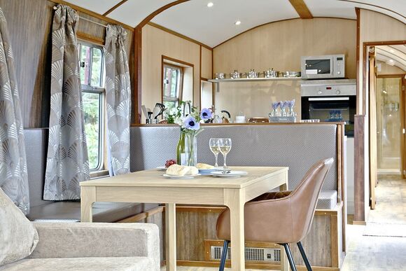 Brunel Boutique Railway Carriage 1 - Brunel Boutique Holiday Park, Dawlish Warren