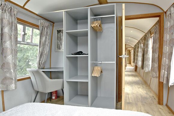 Brunel Boutique Railway Carriage 1 - Brunel Boutique Holiday Park, Dawlish Warren