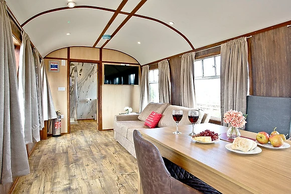 Brunel Boutique Railway Carriage 4 