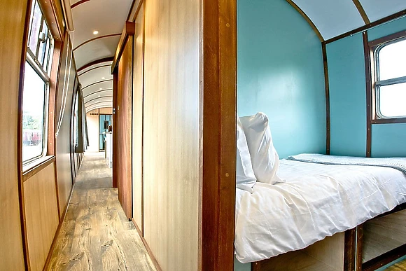 Brunel Boutique Railway Carriage 5 