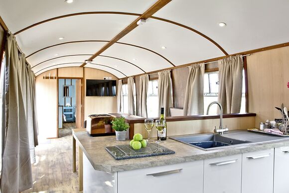 Brunel Boutique Railway Carriage 5 - Brunel Boutique Holiday Park, Dawlish Warren