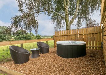 Lake Wood Lodge - Blaithwaite Country House Estate, Wigton