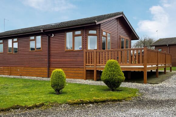 Oak Lodge Pet Friendly - Burton Constable Holiday Park, Sproatley