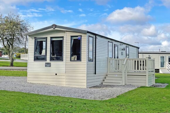 Maple Holiday Home Dog Friendly - Burton Constable Holiday Park, Sproatley