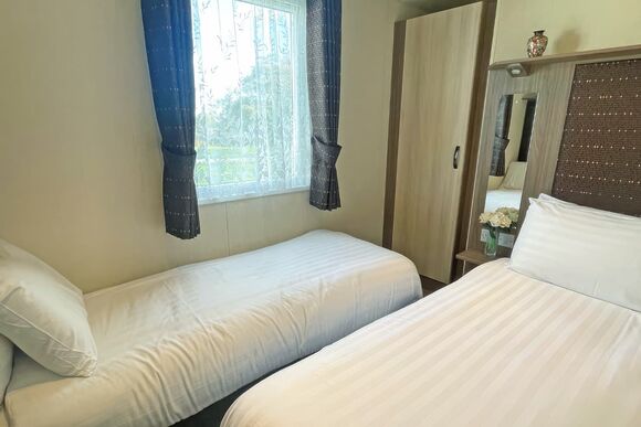 Maple Holiday Home Dog Friendly - Burton Constable Holiday Park, Sproatley