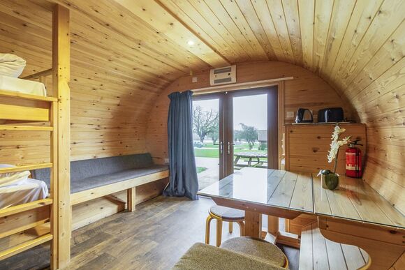 Constable Super Deluxe Pod - Burton Constable Holiday Park, Sproatley