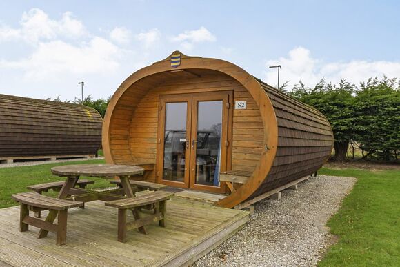 Constable Super Deluxe Pod - Burton Constable Holiday Park, Sproatley