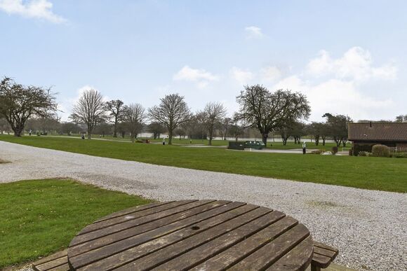 Constable Super Deluxe Pod - Burton Constable Holiday Park, Sproatley