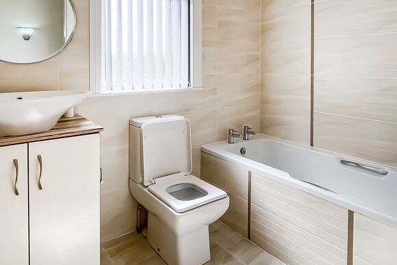 Sequoia Lodge - Burton Constable Holiday Park, Sproatley