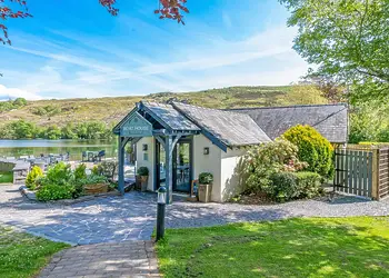 Brynteg Country and Leisure Retreat, Llanrug