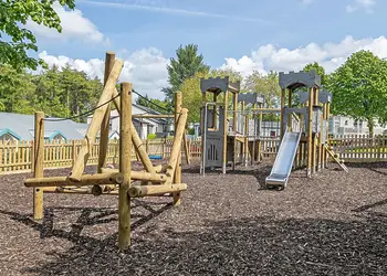 Brynteg Country and Leisure Retreat, Llanrug