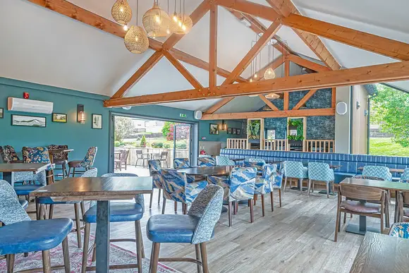 Brynteg Country and Leisure Retreat, Llanrug