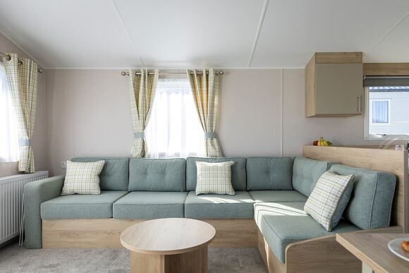 Gold  3 Bedroom Caravan - Brynteg Country and Leisure Retreat, Llanrug