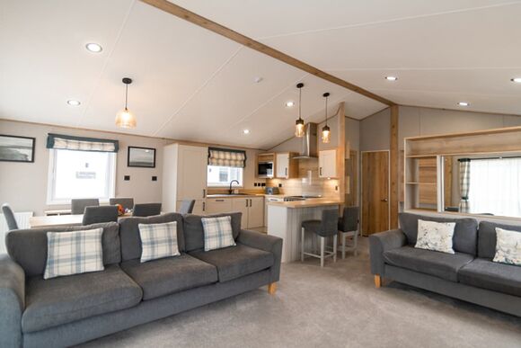 Platinum 3  Lodge (slps 6)  decking with Hot Tub - Brynteg Country and Leisure Retreat, Llanrug