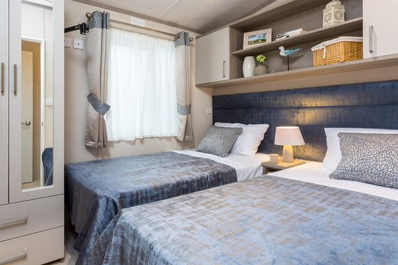 Platinum 3 Pet Friendly Caravan with Decking - Brynteg Country and Leisure Retreat, Llanrug