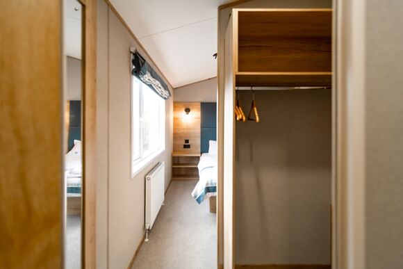 Platinum 3 Lodge with decking - Brynteg Country and Leisure Retreat, Llanrug